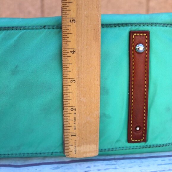 Dooney & Bourke Nylon Logo Hobo Shoulder Bag Green - Picture 11 of 15